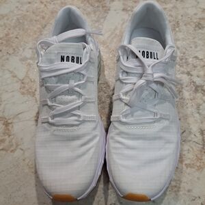 NWOB Nobull Ripstop Runner Womans 7 Men’s 5.5 White